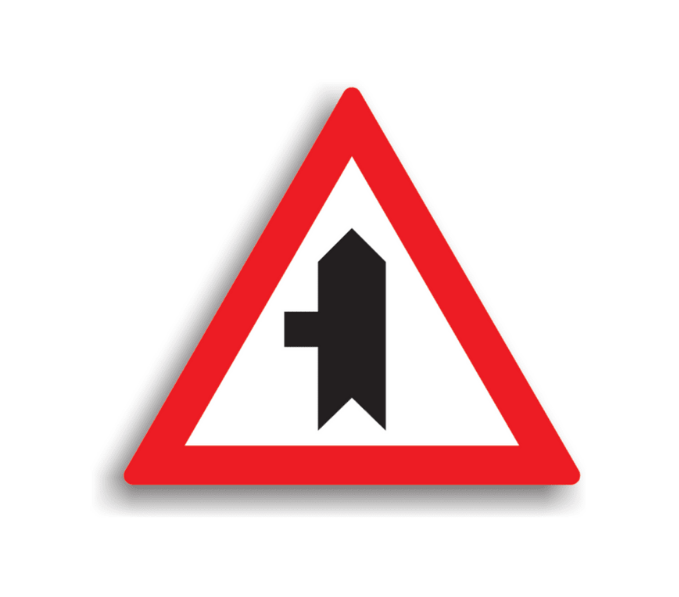 Intersecție cu drum fără prioritate – stanga, indicatoare rutiere